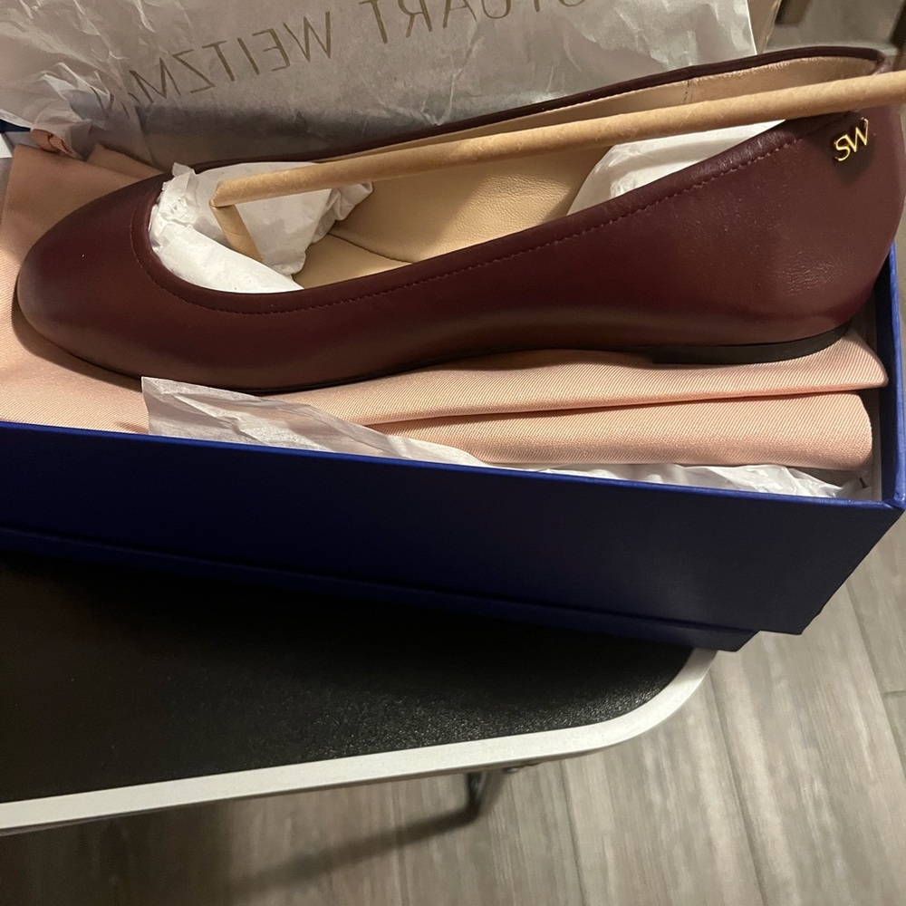 Stuart Weitzman Leather ballet flat